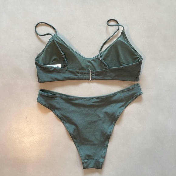 H&M Green Shiny Swimsuit - Picture 2 of 4